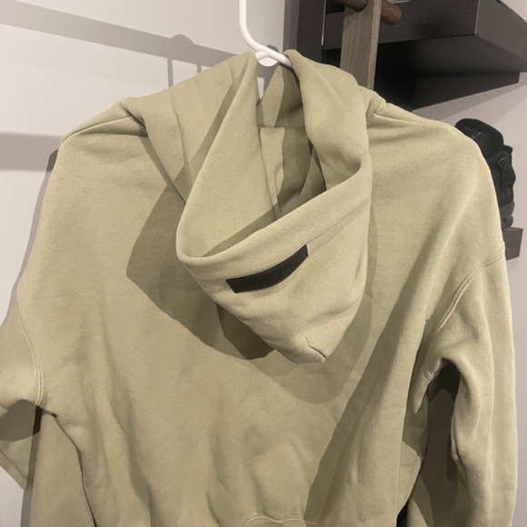 Essentials hoodie - Picture 2 of 3